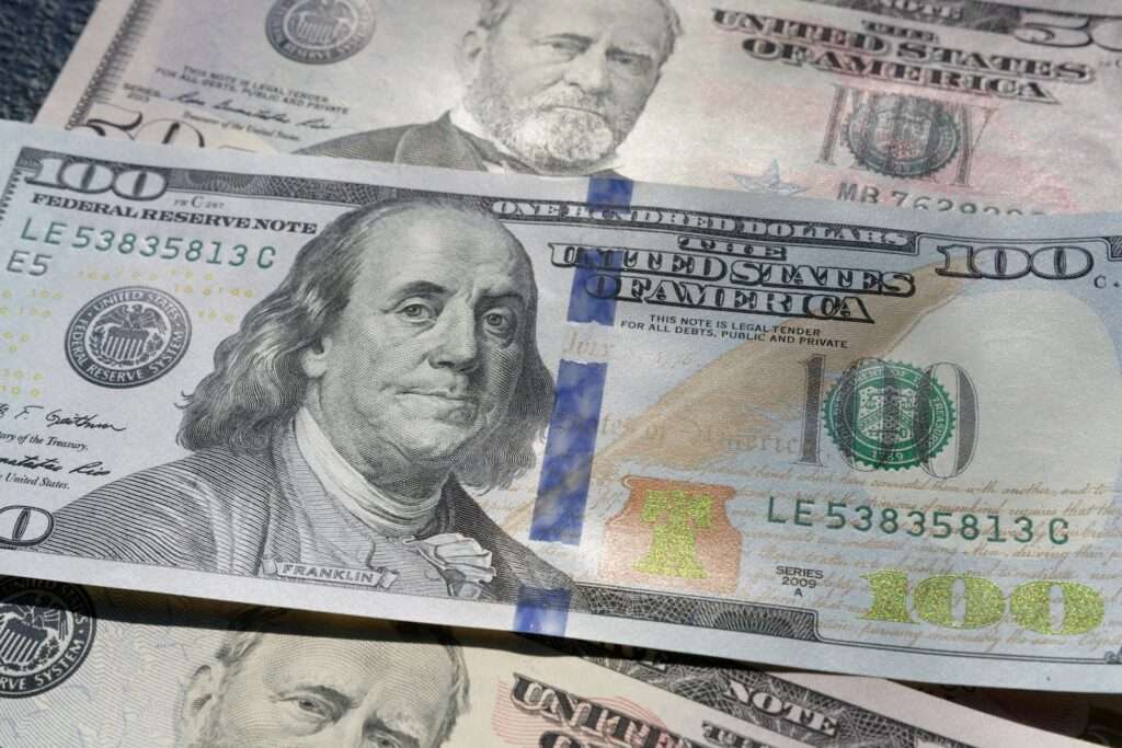 100 us dollar bill