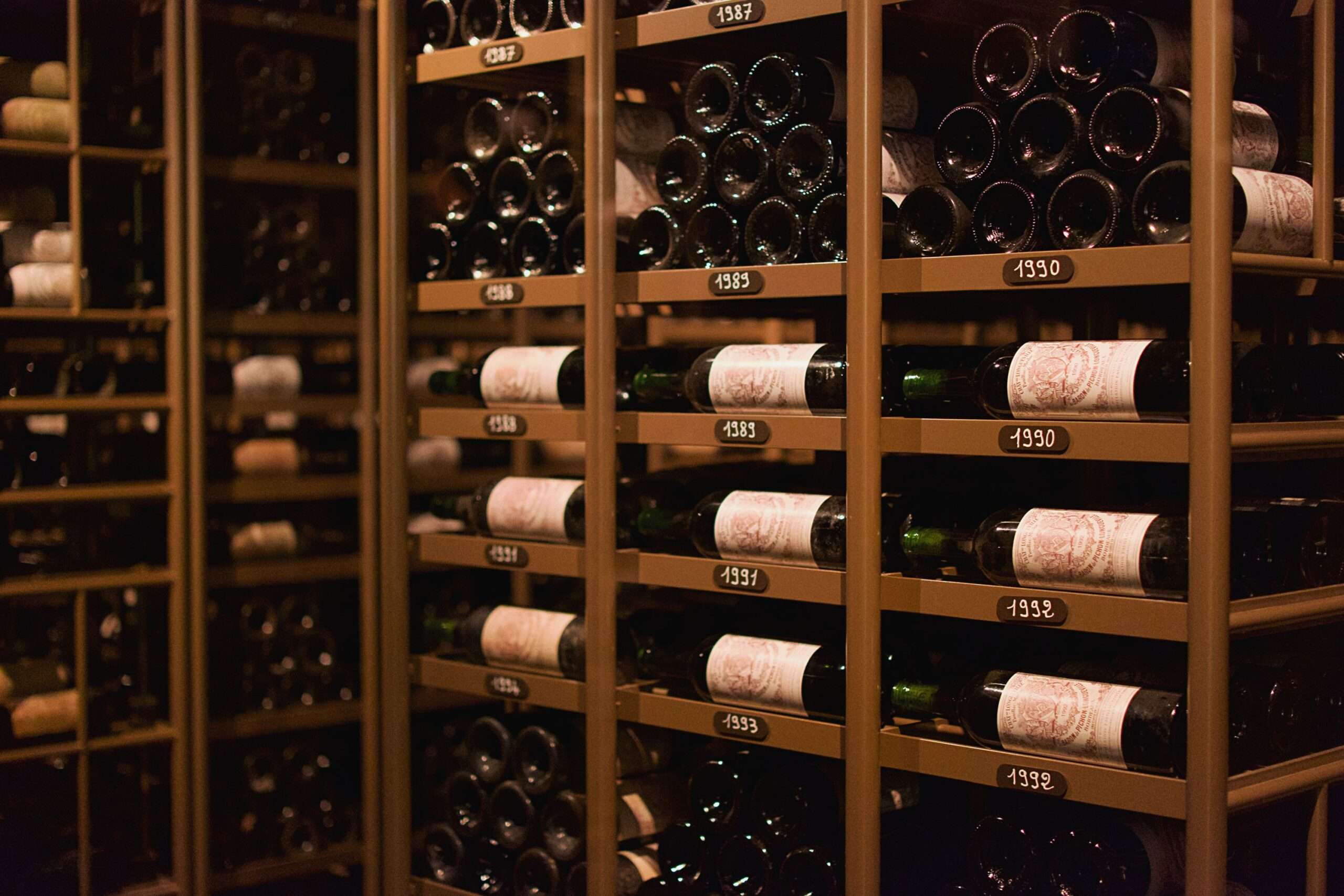 Votre cave à vin est-elle assurée et que risquent vos bonnes bouteilles ?